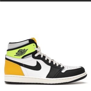 🔋*NEW* Air Jordan High ‘Volt University Gold’ (Size 8.5 Mens)